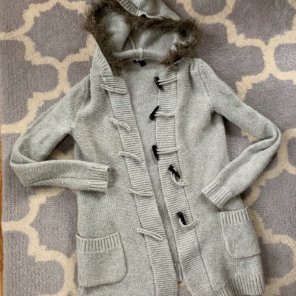 Banana Republic Sweaters - Banana Republic gray sweater